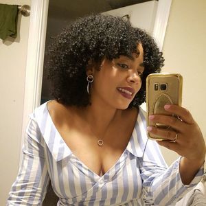 Meet your Posher, Nelly